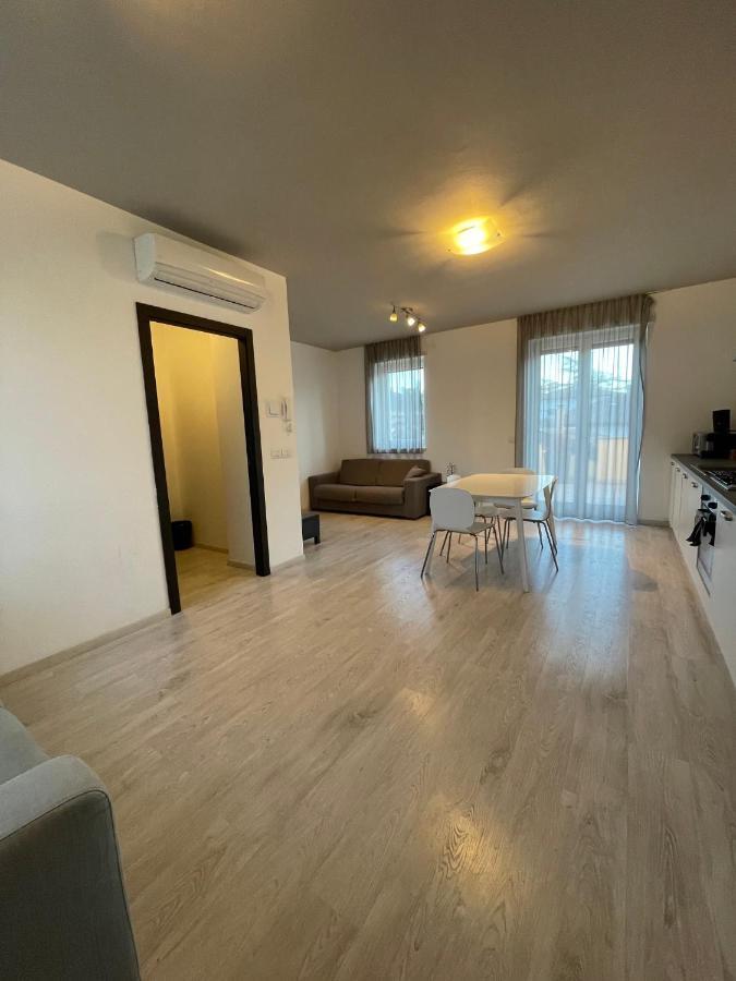 Urban Homy Gorizia Bed & Breakfast ภายนอก รูปภาพ