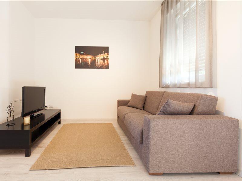 Urban Homy Gorizia Bed & Breakfast ภายนอก รูปภาพ
