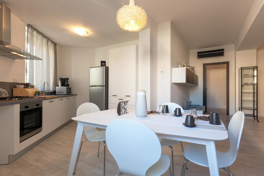 Urban Homy Gorizia Bed & Breakfast ภายนอก รูปภาพ